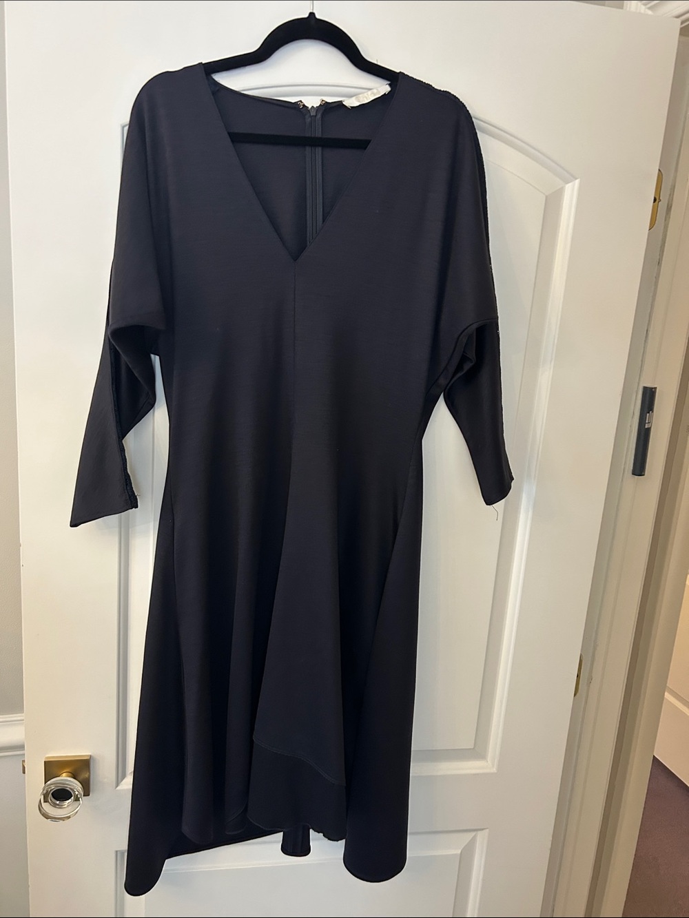Chloe navy V-Neck Midi Dress